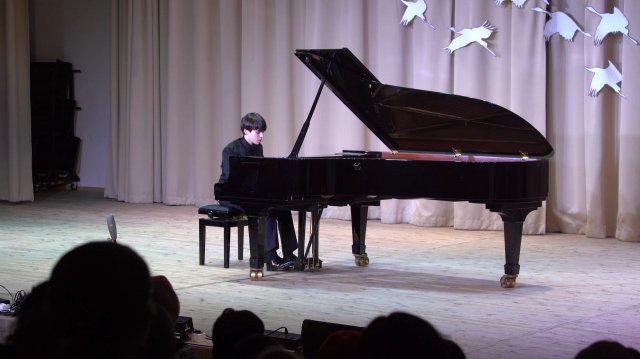 В Нижневартовске чествовали одарённых детей