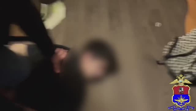 Транспортная полиция задержала 19-летнего москвича за вовлечение подростка в занятие зацепингом