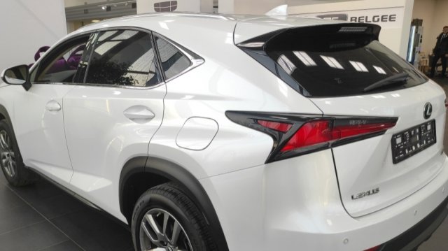 Дамы и господа Lexus цена ноябрь 2025 год.