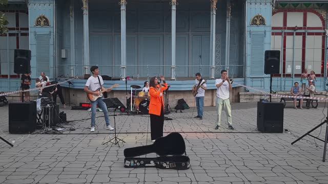 Кавер группа Качели - Люби меня люби