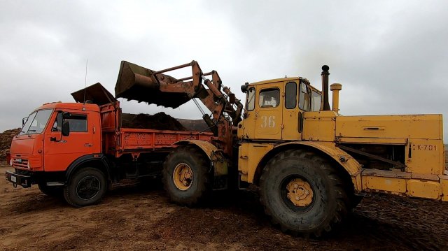 С утра выходим на овцеферму убирать последствия стихии!