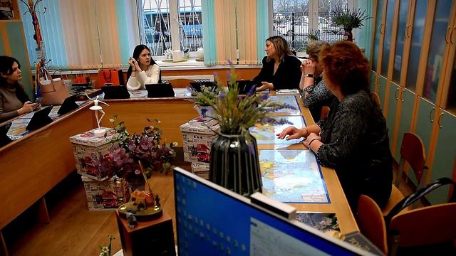 В тверских школах проходят встречи директоров и учителей-предметников со студентами