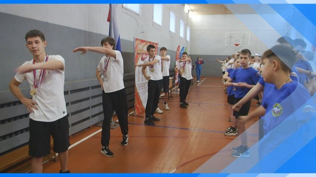 14.11.2025 На старт, внимание, ГТО! В школе №16 нормативы сдают и ученики, и педагоги