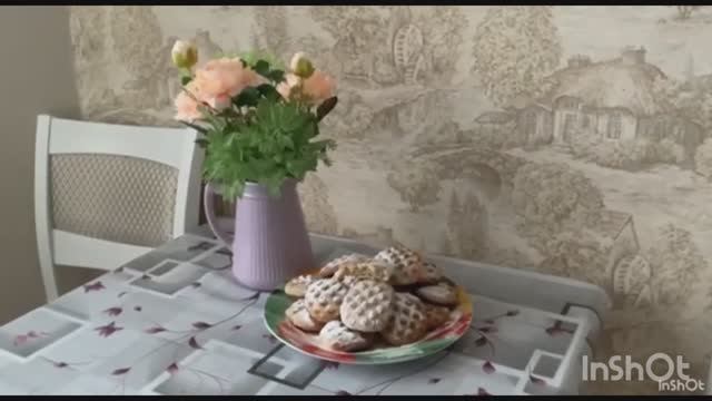 Печем очень вкусное печенье из муки зелёной гречки и миндальной муки.