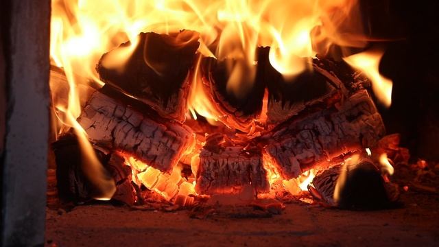 Огонь в русской печи.