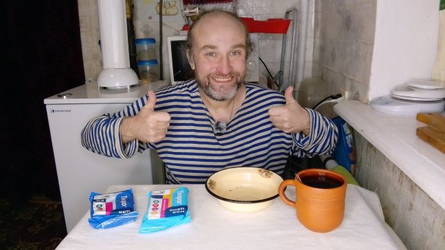 белковый ужин. без Рыжули скучно, но он почивает. мукбанг. обжор. еда на камеру. диета. шизофрения.