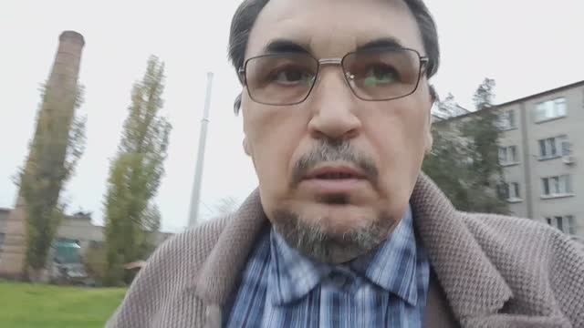 Прогулка: накормил котов.