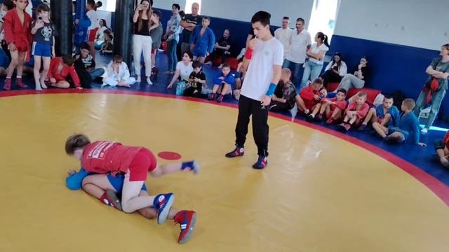 Самбо ск,, Комсомолец,, борьба за третье место