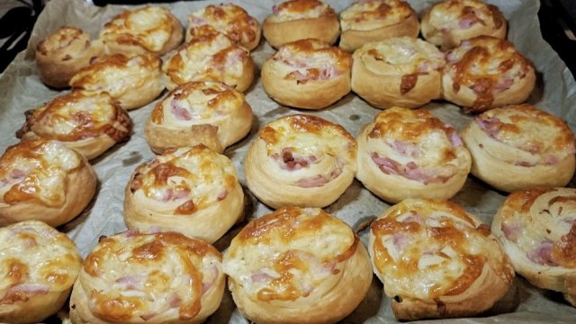 Эти булочки готовятся за 15 минут. Сохраняй рецепт