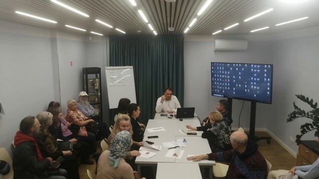 График нашего участия в суда в Москве объясняет максим Шилов 15 ноябоя 2025 года