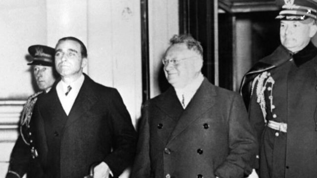 92 года назад - Установлены дипломатические отношения между СССР и США