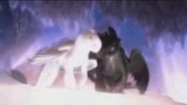 мир драконов Беззубик и дневная фурия