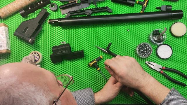 Крюгерган Снайпер 6,35 мм. В пластике, задний взвод.