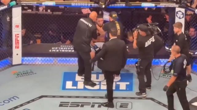 720p_Ислам_Махачев_ПОБЕДИЛ_РЕАКЦИЯ_ХАБИБА_и_ЧТО_ТВОРИЛОСЬ_ПОСЛЕ_БОЯ