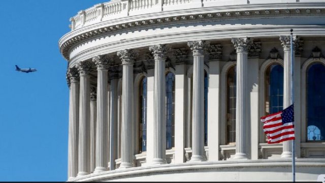 Дмитриев: молчание Белого дома по коррупционному скандалу на Украине – редкость