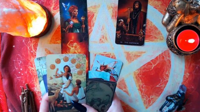 БУДЕТ ЛИ ОН ВМЕСТЕ С СОПЕРНИЦЕЙ? Таро расклад. Гадание онлайн. Tarot
