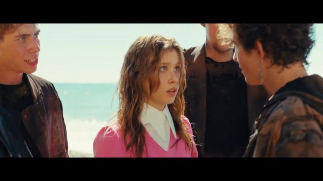 Алиса в стране чудес 2025 смотреть фильм