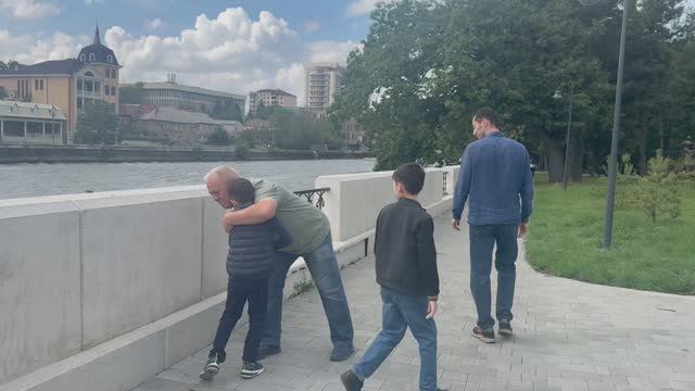 "Я люблю осетин"