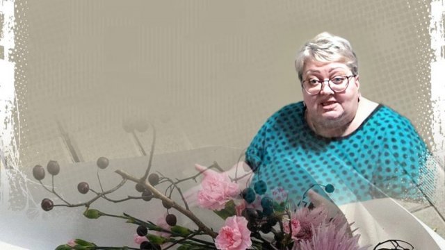 Пойдём посмеемся над этими двумя ДУРОЧКАМИ👍