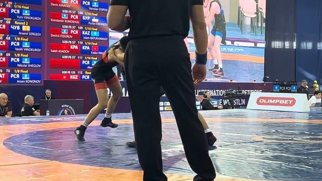 57кг квалификация. Винокуров (Саха) - Бархас (Монголия)