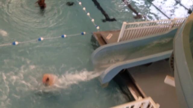 Кроль на груди