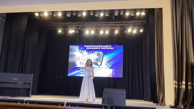 А.Аршинов, С.Силява, Е.Данилова, А.Мишутин, В.Аваднев «Люди» - Анна Разина