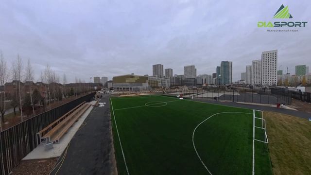 Строительство футбольного поля в СОШ в ЖК Бунинские кварталы из травы ProfiFootbal 60