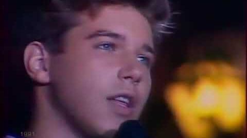 Сергей Чумаков _ Романс_  ( 1991г) _ муз. В. Башенев, сл. А. Шаганов )