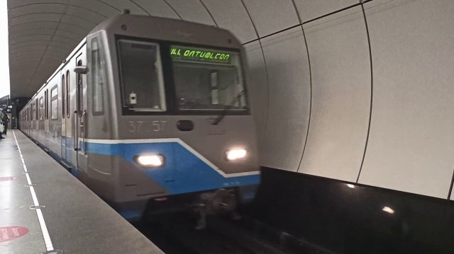 Метро Москвы красивая подборка станций и поездов Московского транспорта