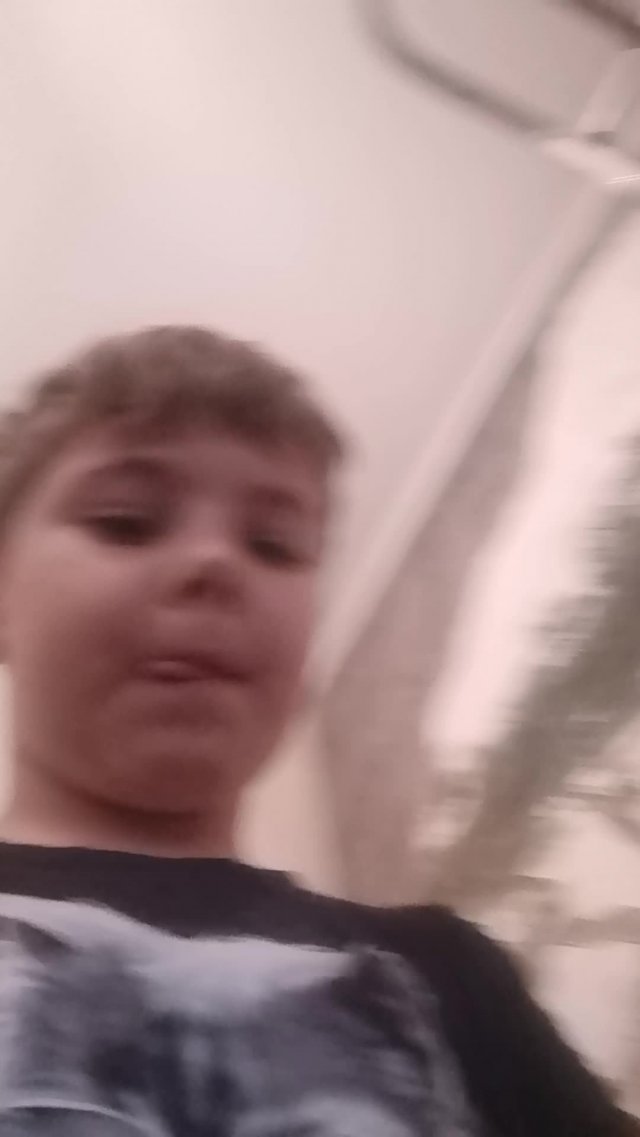 разбираем и смотрим диван