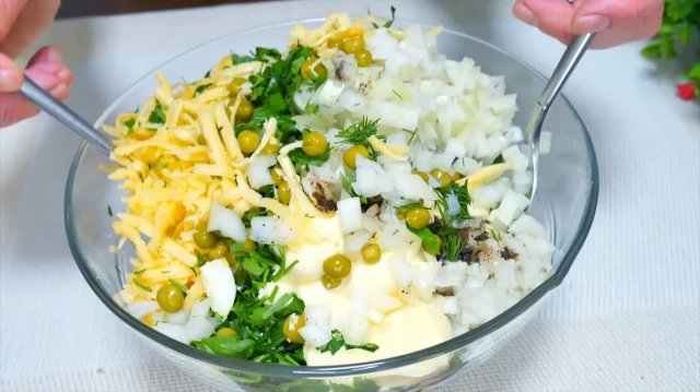 СЪЕДАЕТСЯ МОМЕНТАЛЬНО ОБАЛДЕННЫЙ САЛАТ на ПРАЗДНИЧНЫЙ СТОЛ НОВЫЙ ГОД 2026 и на КАЖДЫЙ ДЕНЬ