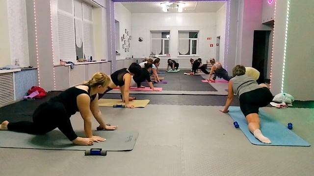 тренировка с гантелями