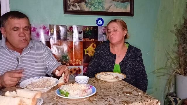 Жизнь в деревне. Чуть себе ногу не вывернул