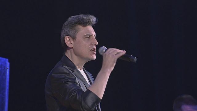 группа "ШТурман" и оркестр в\ч 3377 - Спасите наши души ( песня В.Высоцкого)