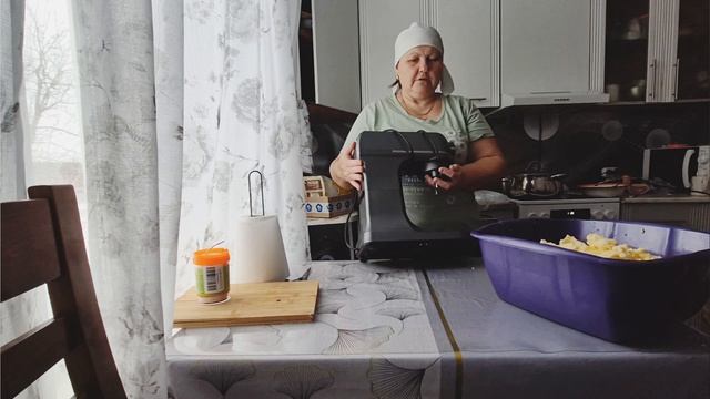 шапочка за копейки почти/ масло/ колбаска колечками/щи сегодня