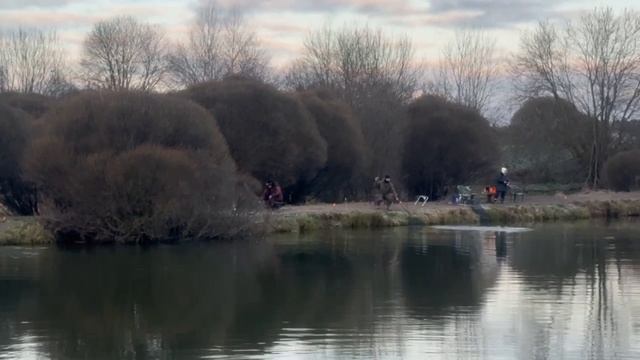 Онлайн с водоема