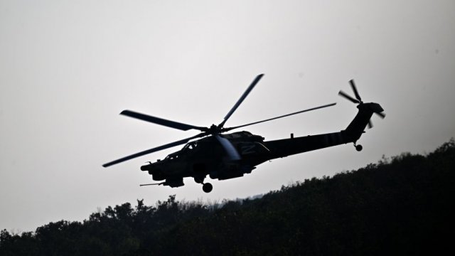 Ми-28НМ разнесли опорник ВСУ с личным составом. Лучшее видео из зоны СВО