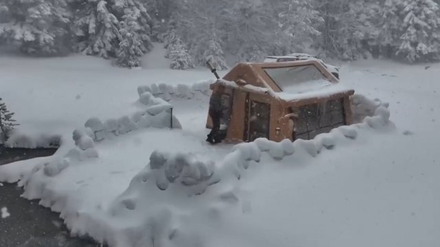 Кемпинг в метель.