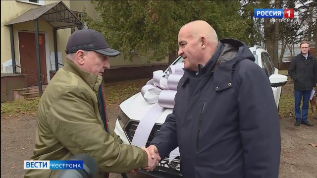 В Костроме вручён первый автомобиль ветерану СВО с тяжёлой инвалидностью