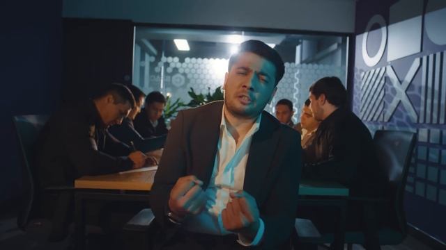 Jaloliddin Ahmadaliyev - Yugurgannikimas buyurganniki (Official Music Video)