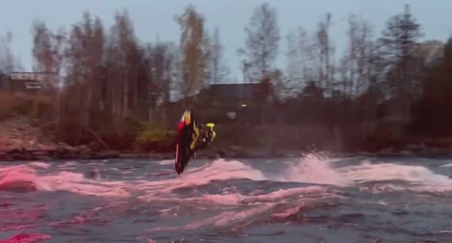 Упал ночью в холодную воду! 18 Трюки на БРП Спарк трикс в СПБ