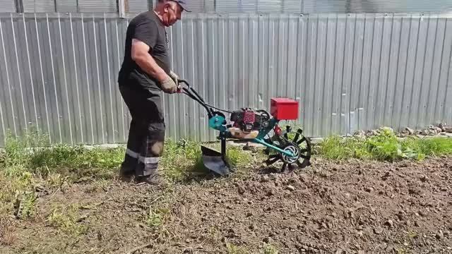 Мотоокучник с одним колесом "Чебоксарец"