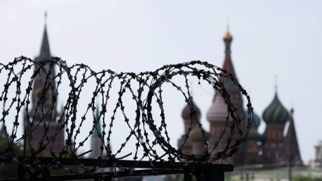 Совет ЕС добавил 10 физлиц в список антироссийских санкций