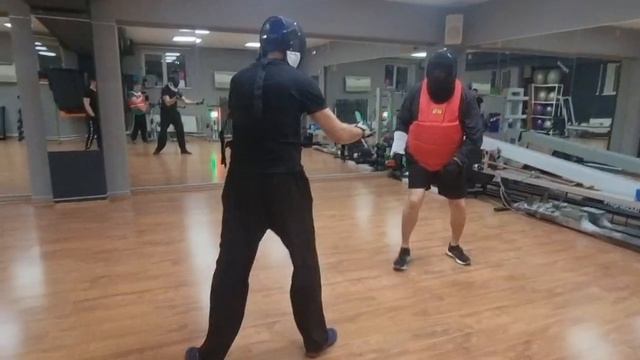 Ножевой бой