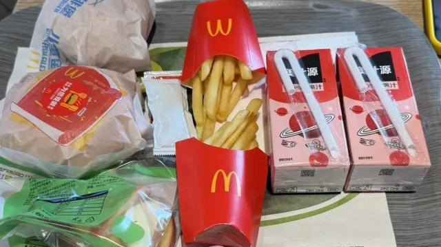 Макдональдс в Китае, ммм