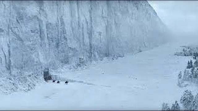 ЛЕДЯНАЯ СТЕНА ГРАНИЦЫ НАШЕГО МИРА