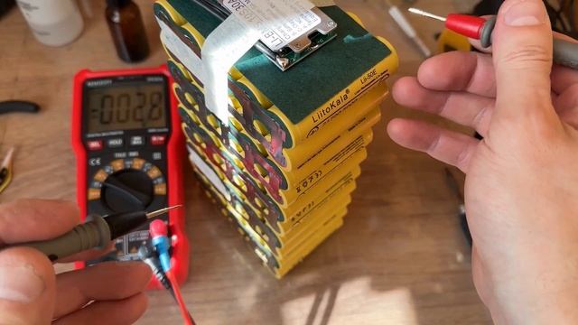 Аккумулятор быстро разряжается и выключается. Как самому найти причину за пару минут