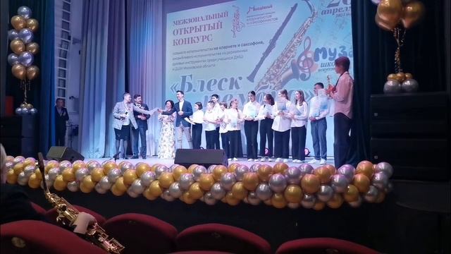 Денис Трунин (7 лет) вручение Гран-при в конкурсе "Блеск тембра"