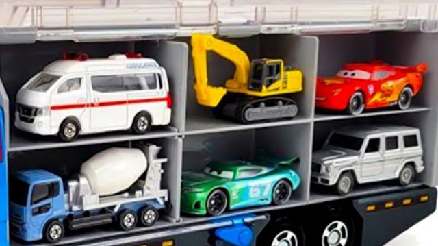 Машинки летают и прыгают! Развивающие мультики Машины помощники. Мультфильмы про машинки