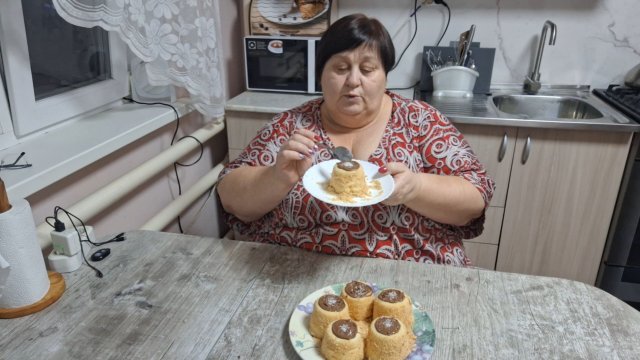 ЗАМЕЧАТЕЛЬНЫЙ ДЕСЕРТ-ШАПКА. Готовится с самых простых продуктов без выпечки.